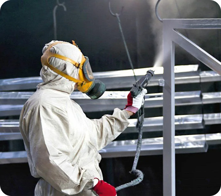 Процесс покраски металла